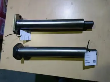 Палец 50*338 Резьба М40