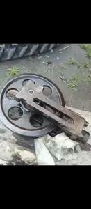 Направляющий ролик гусеницы