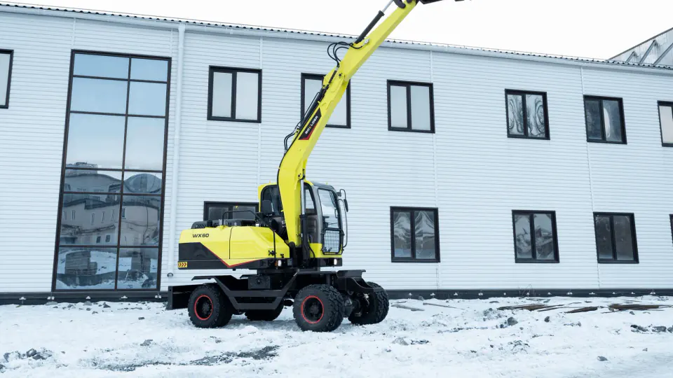 Материал Boulder: Экскаваторы WX60 и EX60 уже в продаже!